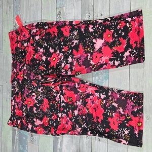 Lane Bryant Livi Active Power Legging Capri Pants sz 26/28 NWT